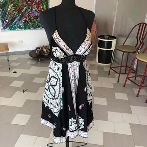 Unique silk-like fabric flows dress 💖🖤
